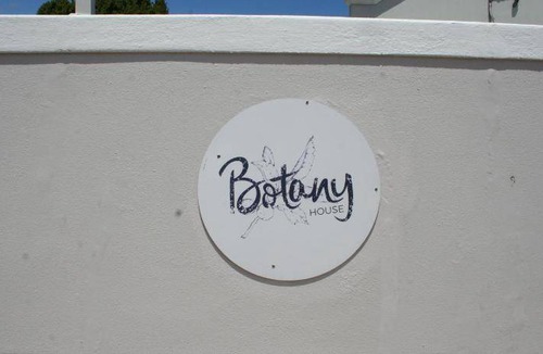 Hermanus City-Centre House | 65 m² House ∙ 1 bedroom ∙ 4 guests