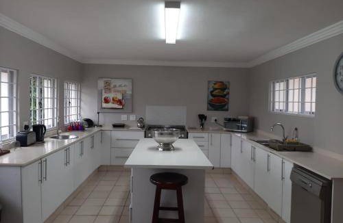 Umhlanga Villa | 652 m² Villa ∙ 4 bedrooms ∙ 8 guests