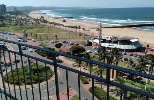 North Beach Apartment | 66Windemere self catering apartments