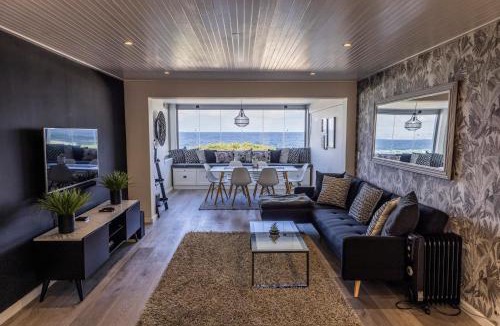 Westcliff Apartment | 67 Whale Rock Estate, Hermanus