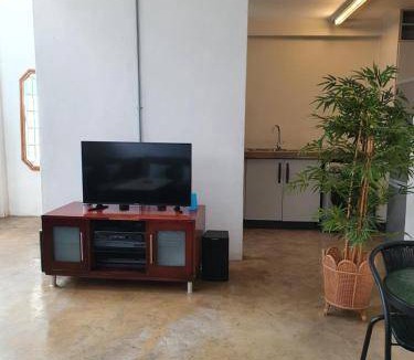 Downtown Johannesburg Apartment | 68 m² Apartment ∙ 1 bedroom ∙ 3 guests