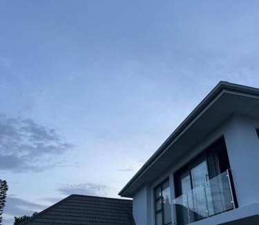 Nahoon Bed & Breakfast | 7 On Annandale B&B