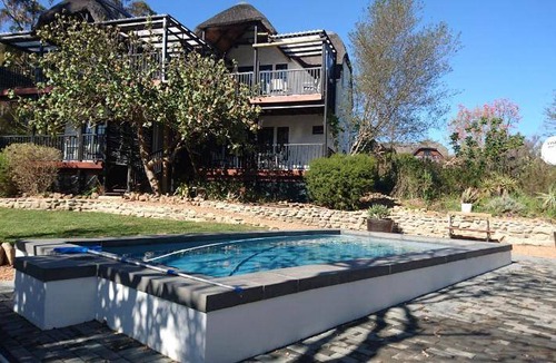 Swellendam Apartment | 70 m² Apartment ∙ 2 bedrooms ∙ 4 guests
