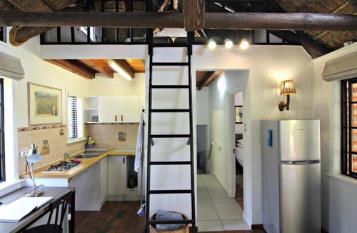 Swellendam Apartment | 70 m² Apartment ∙ 2 bedrooms ∙ 4 guests