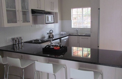 Langenhoven Park House | 70 m² House ∙ 2 bedrooms ∙ 4 guests