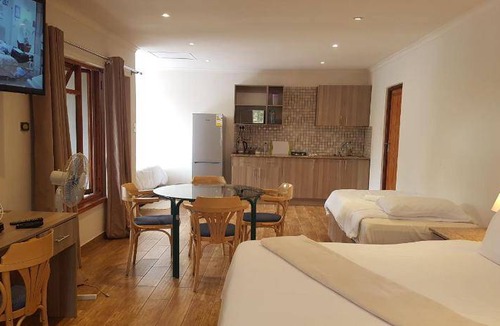 Greater Johannesburg Metropolitan Area Apartment | 70 m² Serviced apartment ∙ 7 guests