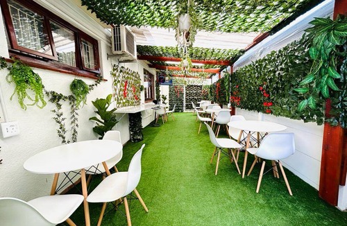 Eikenbosch House | 700 m² House ∙ 15 bedrooms ∙ 30 guests