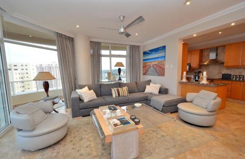 Umhlanga Apartment | 703 Oyster Schelles - by Stay in Umhlanga