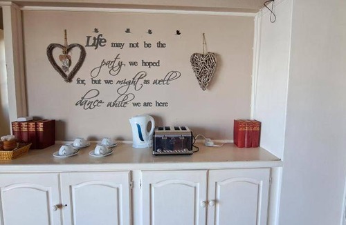 Lambert's Bay Bed & Breakfast | 72 m² Bed and breakfast ∙ 6 guests