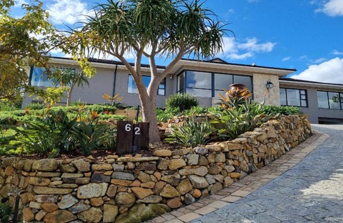 Somerset West Apartment | 75 m² Apartment ∙ 127 guests