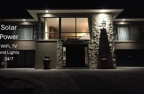 Somerset West Apartment | 75 m² Apartment ∙ 127 guests