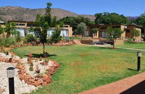 Kroondal Bed & Breakfast | 75 m² Bed and breakfast ∙ 14 bedrooms ∙ 8 guests