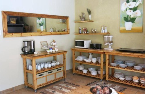 Bloemfontein Bed & Breakfast | 75 m² Bed and breakfast ∙ 2 bedrooms ∙ 127 guests