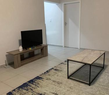 Fontainebleau Apartment | 77 on Percy