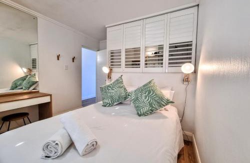 Shaka's Rock Apartment | 79 Chaka's Cove