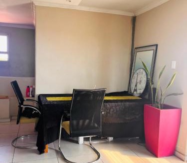 Port Elizabeth House | 79 Franklandman street