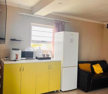 Port Elizabeth House | 79 Franklandman street