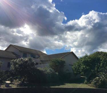 Mossel Bay Apartment | 80 m² Serviced apartment ∙ 2 bedrooms ∙ 4 guests