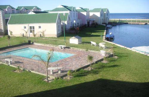 Marina Martinique Apartment | 80 m² Apartment ∙ 3 bedrooms ∙ 6 guests