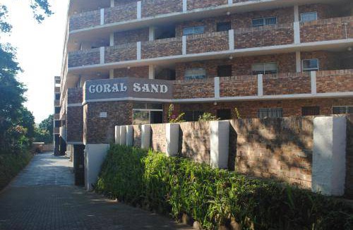 Scottburgh Apartment | 80 m² Apartment ∙ 1 bedroom ∙ 4 guests