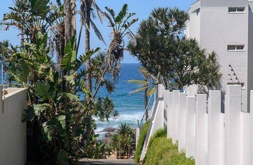 Shaka's Rock Apartment | 80 m² Apartment ∙ 1 bedroom ∙ 4 guests