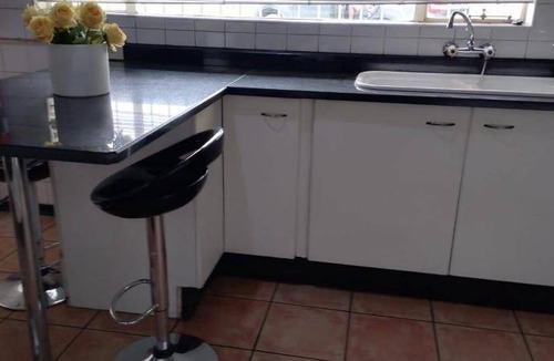 Emalahleni Apartment | 80 m² Apartment ∙ 3 bedrooms ∙ 6 guests