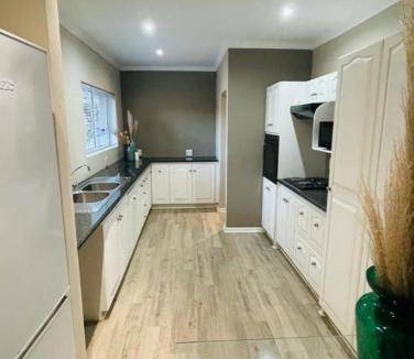 Lynnwood Apartment | 80 m² Apartment ∙ 4 guests