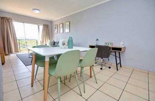 Menlyn Apartment | 80 m² Apartment ∙ 2 bedrooms ∙ 4 guests