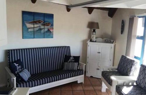 Dwarskersbos Ski Chalet | 80 m² Chalet ∙ 2 bedrooms ∙ 4 guests