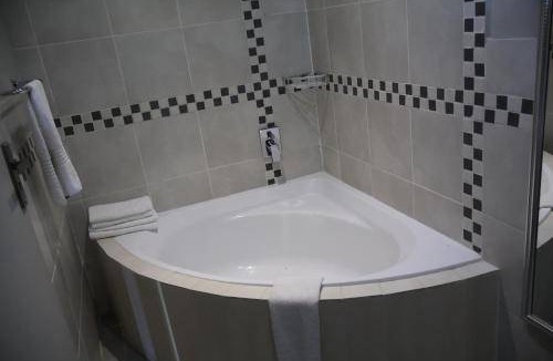 Ekurhuleni Hotel | 80 m² Hotel ∙ 2 bedrooms ∙ 4 guests