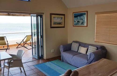 Paradise Beach House | 80 m² House ∙ 1 bedroom ∙ 2 guests
