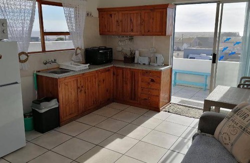 Lambert's Bay House | 80 m² Motel ∙ 2 bedrooms ∙ 6 guests