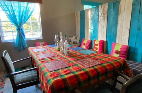 Graaff-Reinet House | 84 m² Farmhouse ∙ 2 bedrooms ∙ 8 guests