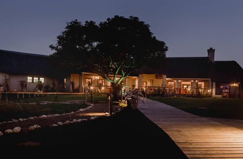 Paterson Cabin | 84 m² Lodge ∙ 2 bedrooms ∙ 127 guests