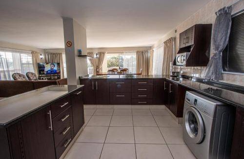 Shelly Beach Apartment | 85 m² Apartment ∙ 3 bedrooms ∙ 6 guests