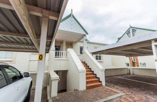 Summerstrand Apartment | 85 m² Apartment ∙ 3 bedrooms ∙ 6 guests
