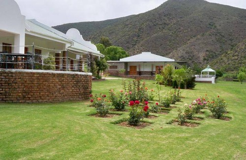 Schoemanshoek Cabin | 85 m² Lodge ∙ 2 bedrooms ∙ 127 guests