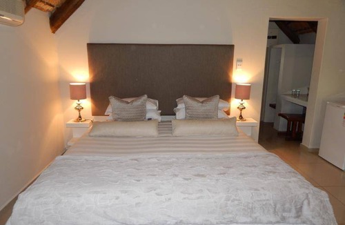 Hluhluwe Bed & Breakfast | 850 m² Bed and breakfast ∙ 14 bedrooms ∙ 127 guests