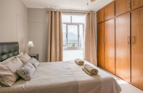 Strand Apartment | 86 m² Apartment ∙ 2 bedrooms ∙ 4 guests