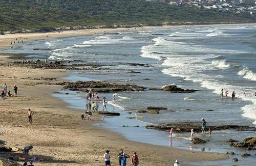 Vleesbaai House | 88 m² House ∙ 4 bedrooms ∙ 7 guests