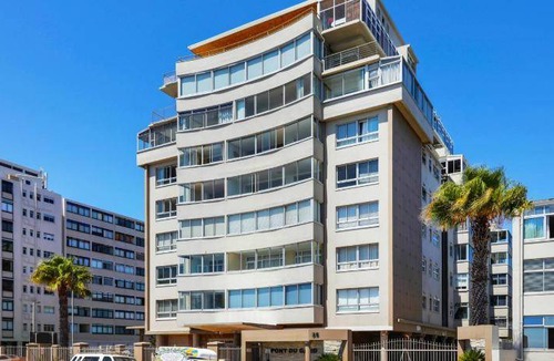 Mouille Point Apartment | 88 m² Serviced apartment ∙ 2 bedrooms ∙ 127 guests
