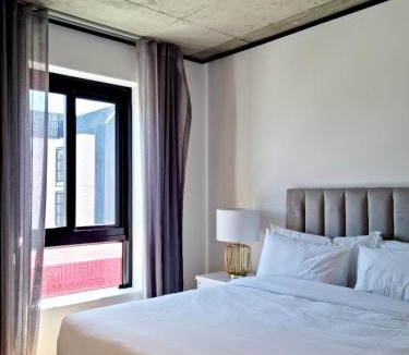 Century City Apartment | 9 Palms by Smart City Stays