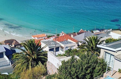 Fish Hoek Apartment | 90 m² Apartment ∙ 2 bedrooms ∙ 127 guests