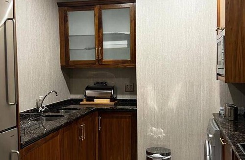 Sandown Apartment | 90 m² Apartment ∙ 3 guests