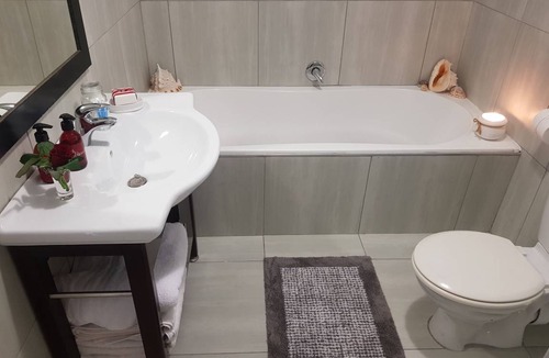 Wavecrest Apartment | 90 m² Apartment ∙ 3 bedrooms ∙ 4 guests