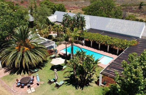 Stellenbosch Bed & Breakfast | 90 m² Bed and breakfast ∙ 2 bedrooms ∙ 127 guests