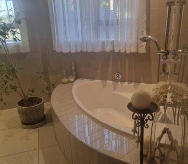 Glenvista Bed & Breakfast | 90 m² Bed and breakfast ∙ 2 bedrooms ∙ 3 guests