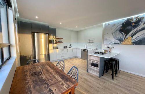 Pringle Bay Hotel | 90 m² Hotel ∙ 2 bedrooms ∙ 4 guests