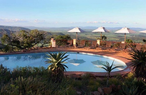 UPhongolo Cabin | 90 m² Lodge ∙ 127 guests