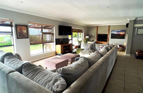 Mossel Bay Bed & Breakfast | 90 m² Bed and breakfast ∙ 2 bedrooms ∙ 6 guests